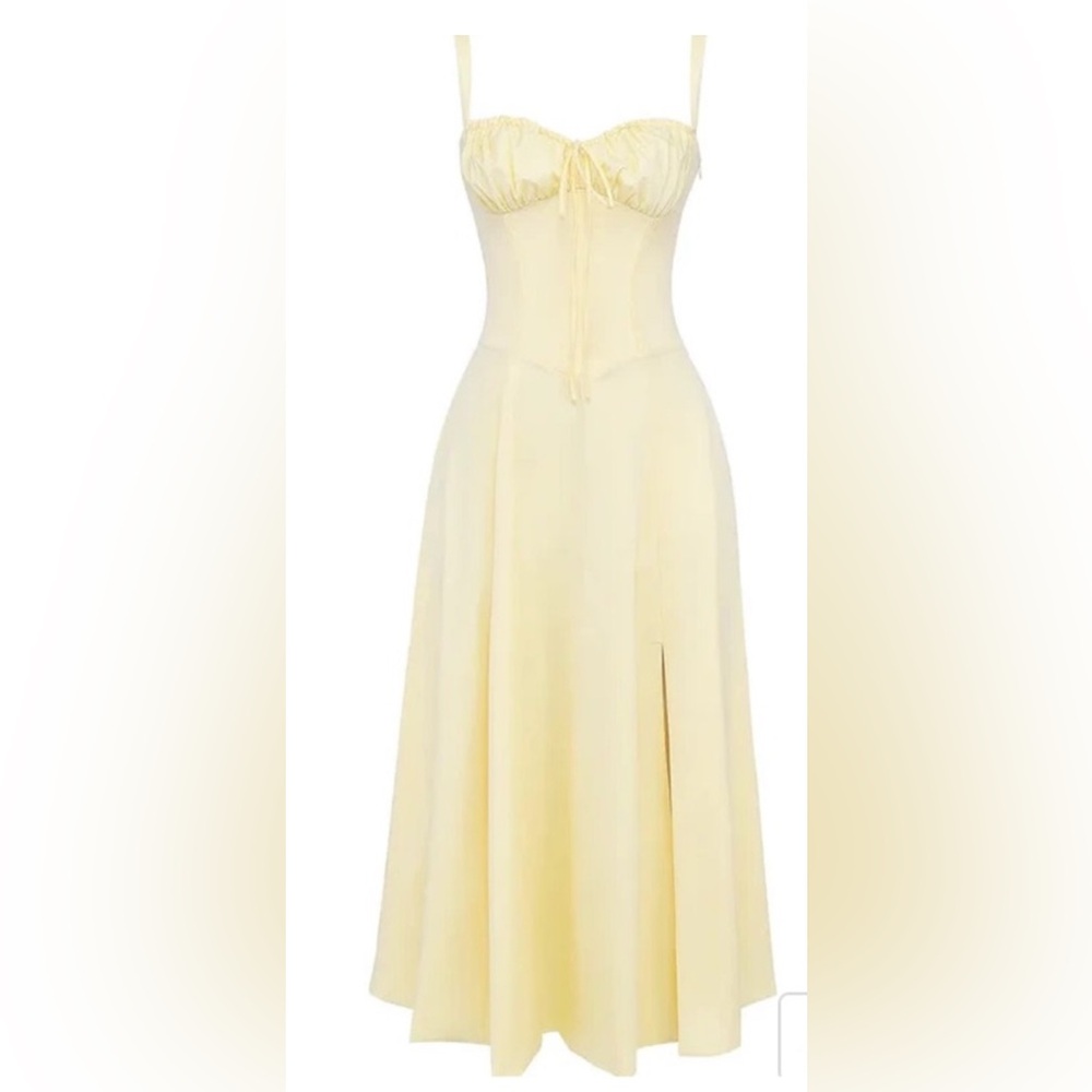 ✨ Yellow Midi Dress – Effortless Summer Statement ✨ - Picture 2 of 10